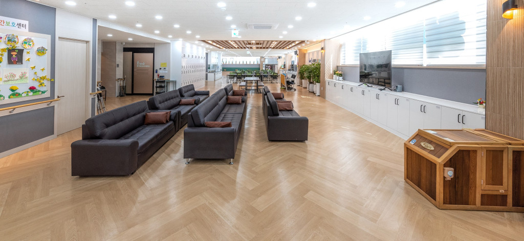 2000769928_LxPElupT_fbb47ae15041116f979db8a2d91926c4ef0165ad.jpg 이미지크게보기